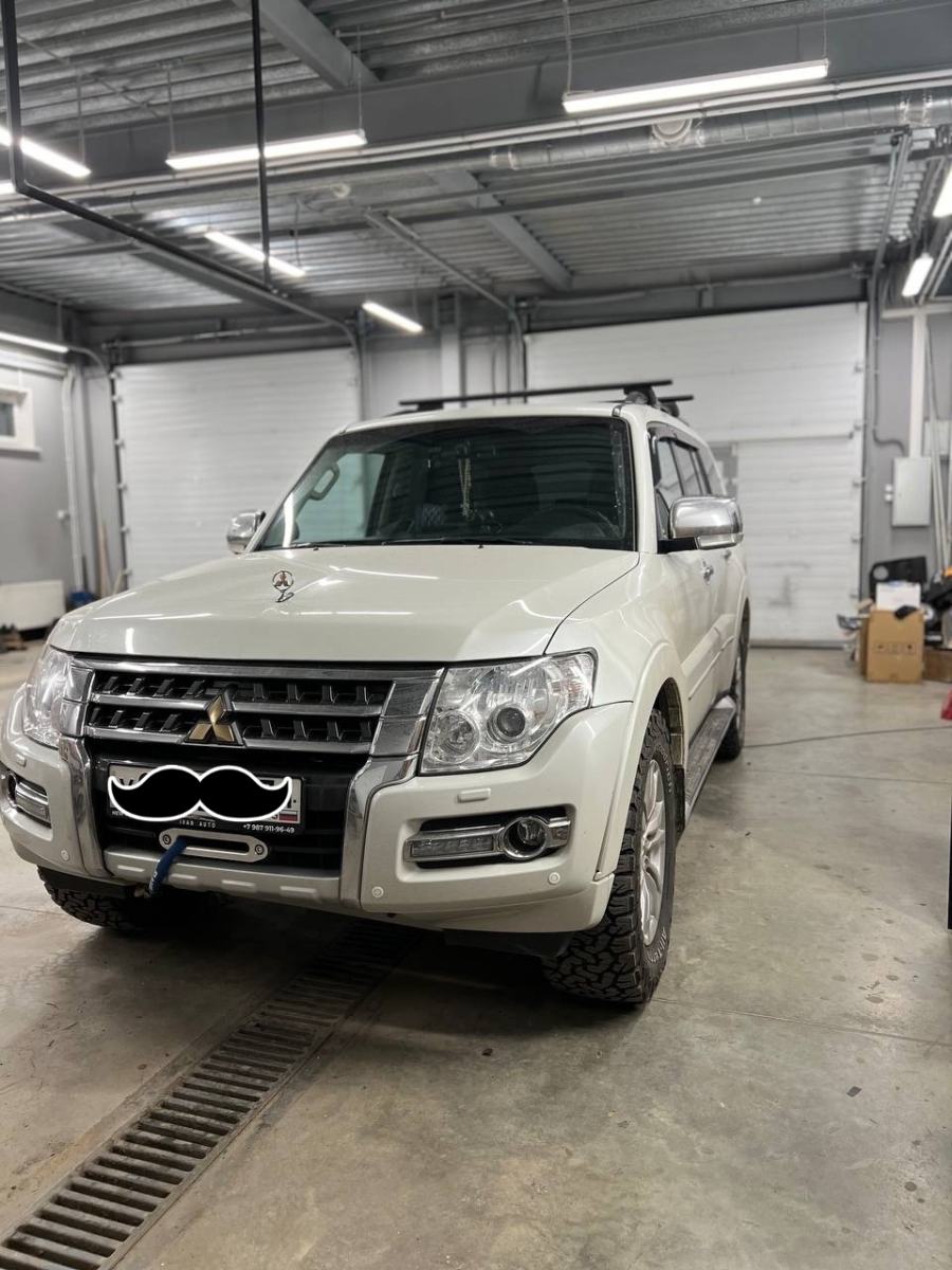Установка трёхполосной аудиосистемы в Mitsubishi Pajero